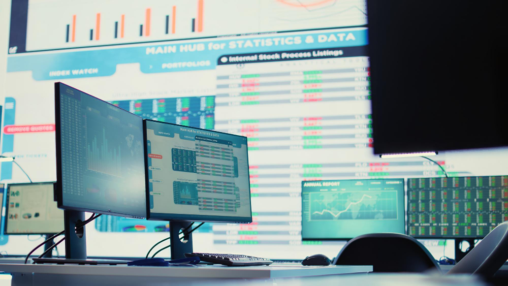 How a Commodity Traders Database Helped 3 Advisory Firms 3x Their Client Base